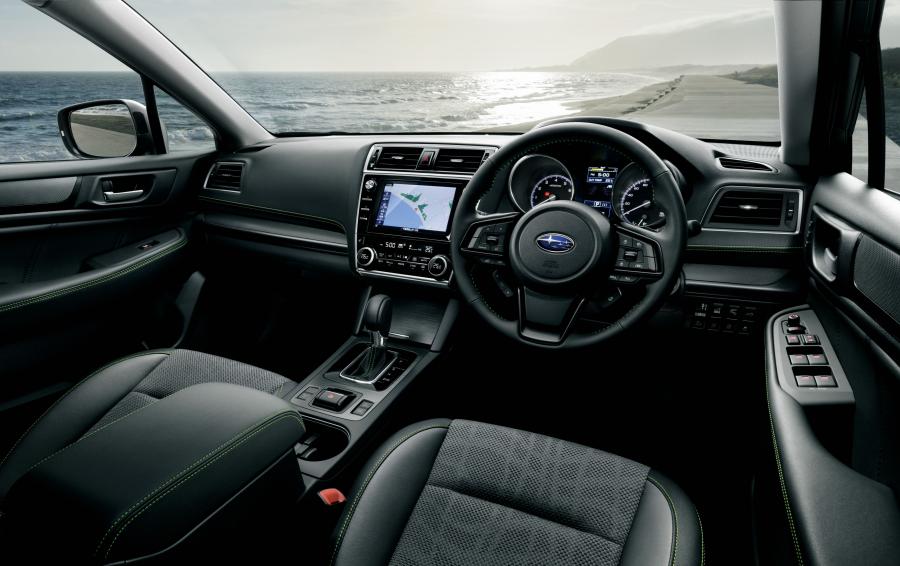 Торпедо Subaru Legacy Outback X-Break 2018 года  (фото 4 из 15)